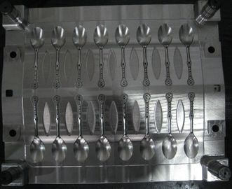 275 G/S Otomatik Enjeksiyon Makinesi Plastik Kaşık Ve Çatal Yapma Makinesi