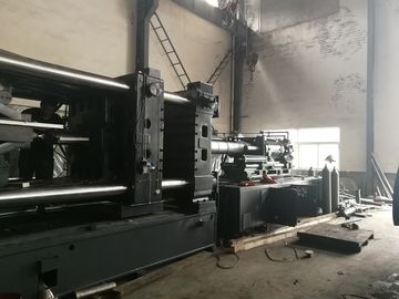 Farklı Boyut Yapımı için Boyama Kovası Plastik Enjeksiyon Makinesi 580 Ton